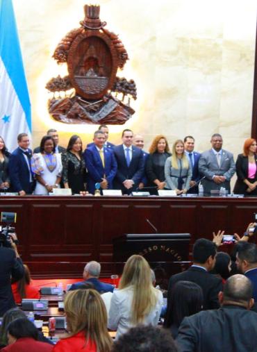 LEGISLACIÓN Y ASUNTOS CONSTITUCIONALES