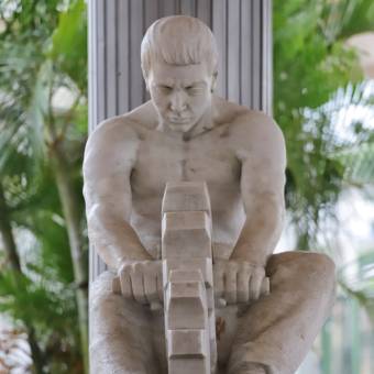 Escultura Palacio Legislativo